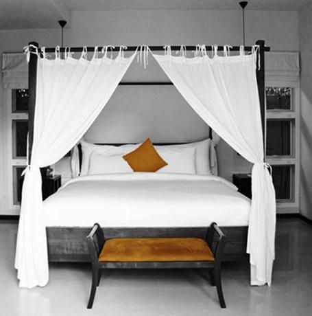Two Villas Holiday Oriental Style at Layan Beach Phuket