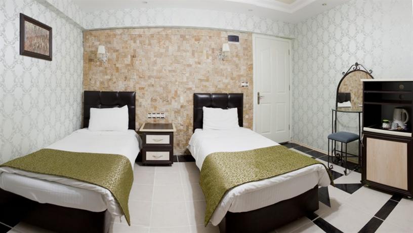 Melrose House Hotel
