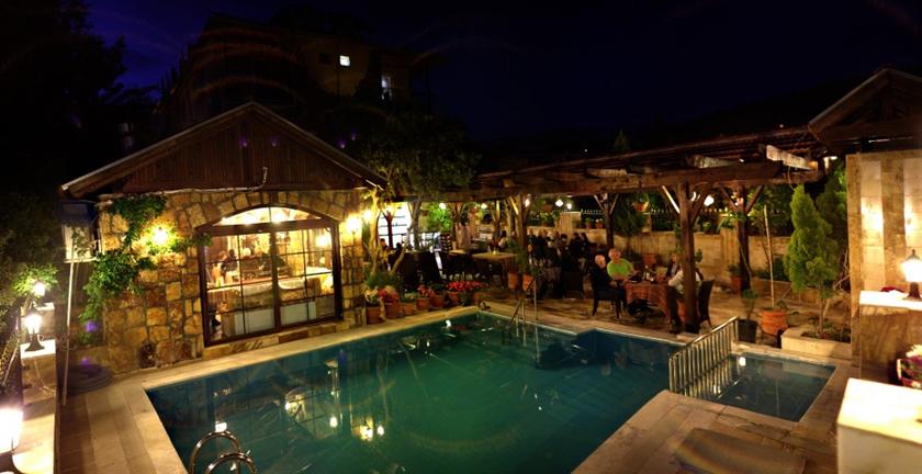Melrose House Hotel