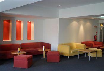 Recreational_facility