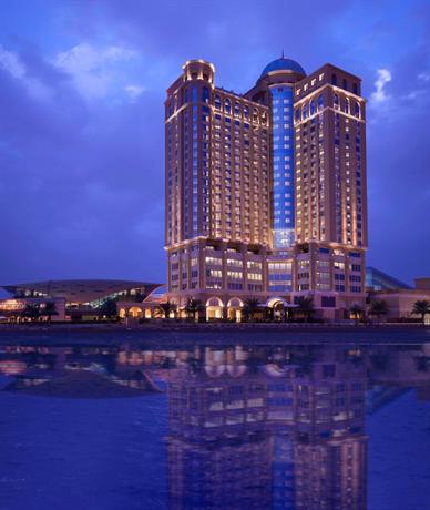 Sheraton Mall of the Emirates Hotel Dubai