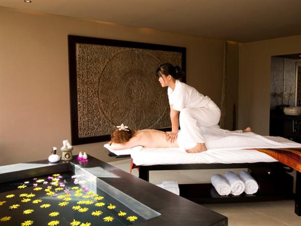 Asia Gardens Hotel & Thai Spa a Royal Hideaway Hotel