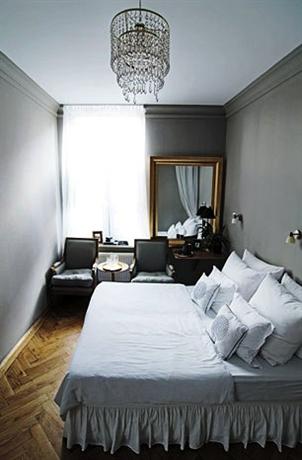 Angel House Aparthotel