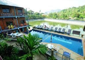 Golden Hill Bungalows