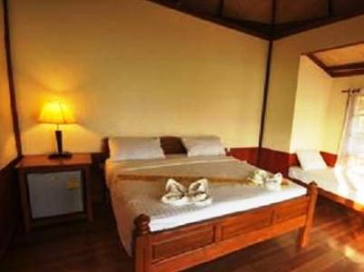 Hin Poo Bay Resort