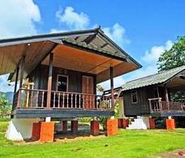 Phatcharee Resort