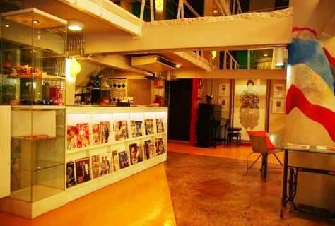 Silom Art Hostel