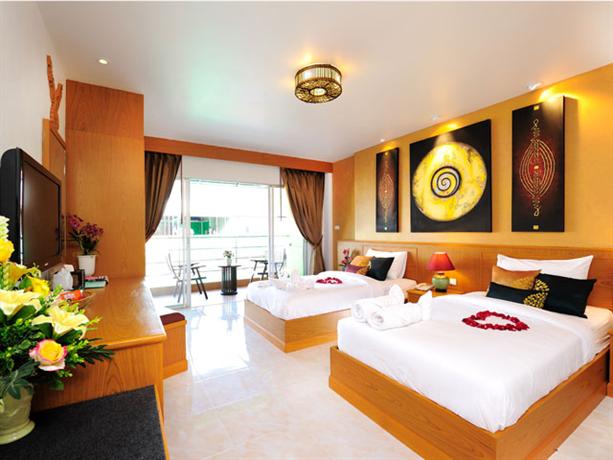 Tanawan Phuket Hotel