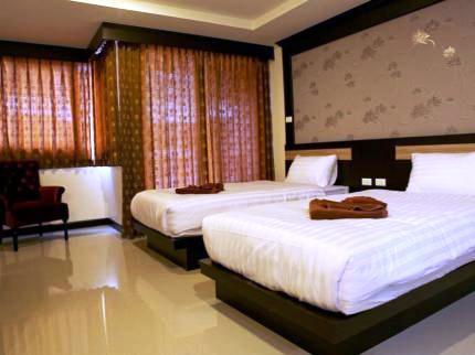 Ea-sy Condotel