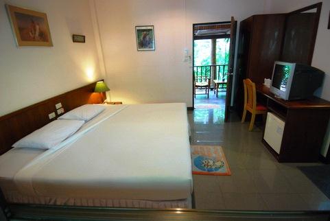 Birds and Bees Resort Pattaya