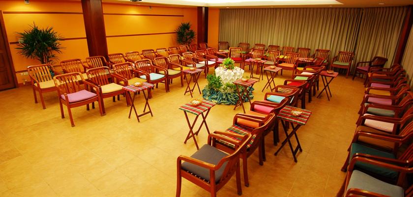 Birds and Bees Resort Pattaya