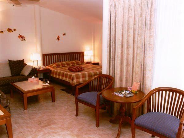 Birds and Bees Resort Pattaya