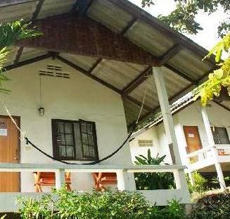 Hillside Bungalows & Restaurant