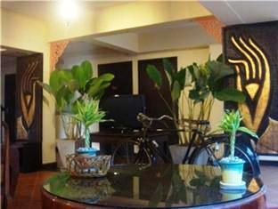 โรงแรมบ้านฝาง