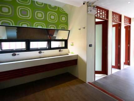 Ibed Samui Backpacker