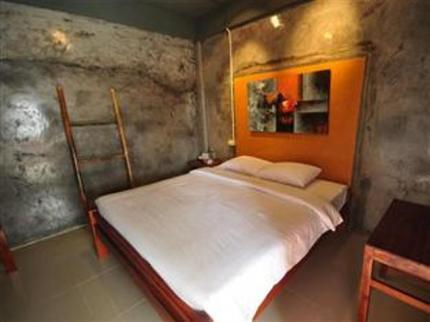 Hometel Hotel
