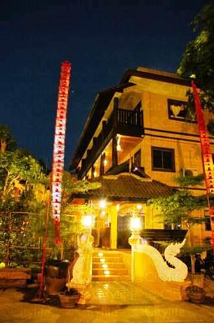 บ้านทองหลวง บูติค โฮเทล