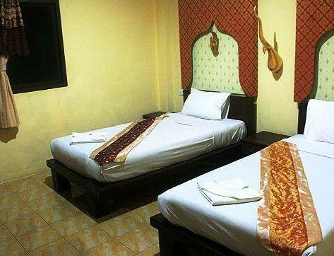 ชฏาเกสต์เฮ้าส์