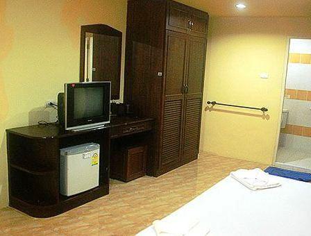 ชฏาเกสต์เฮ้าส์