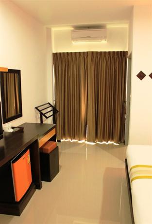 ไอสเตย์เกสต์เฮ้าส์ ป่าตอง