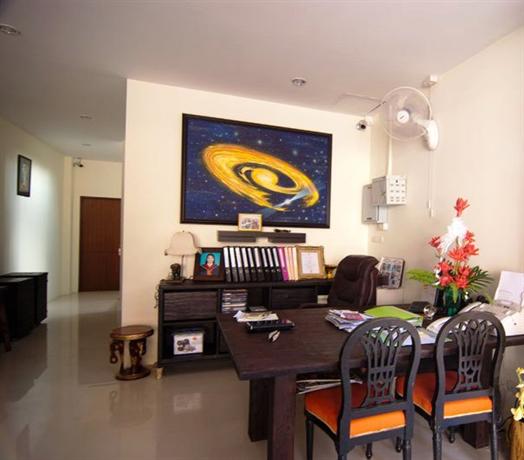 ชัชฎาเฮาส์