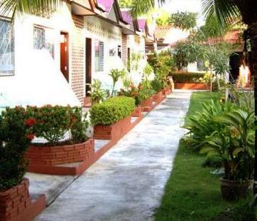 โดมรีสอร์ท ภูเก็ต