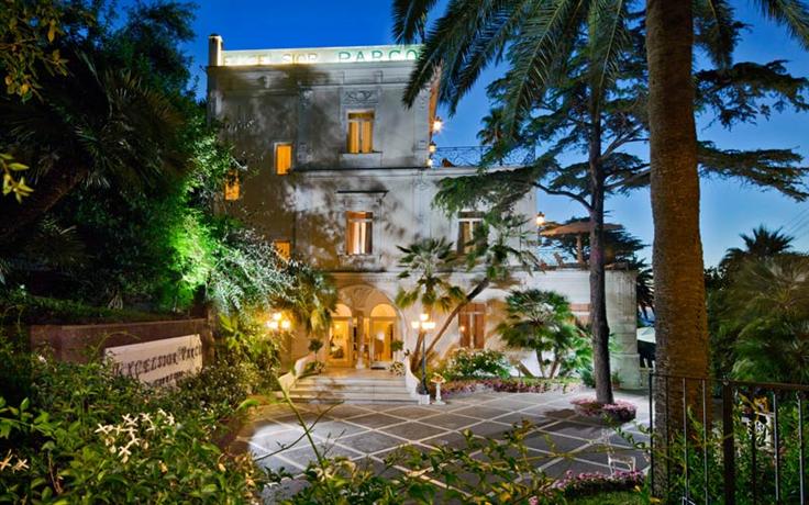 Luxury Villa Excelsior Parco