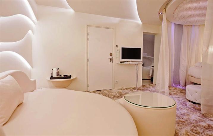 Seven Hotel Paris