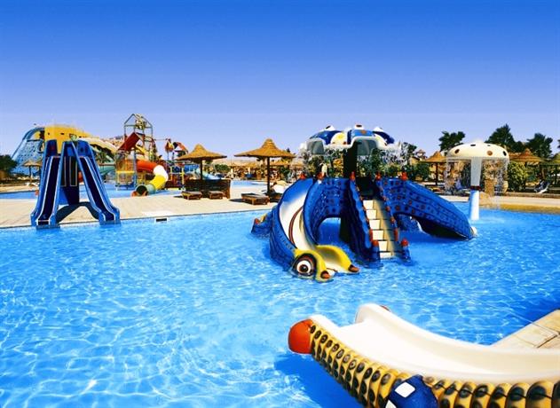 Titanic Resort & Aqua Park