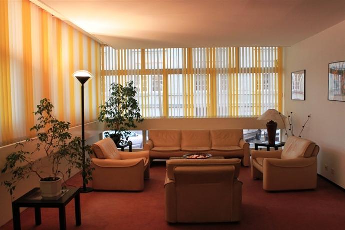 Hotel Club La Chaux-de-Fonds Villa Jeanneret-Perret Switzerland thumbnail