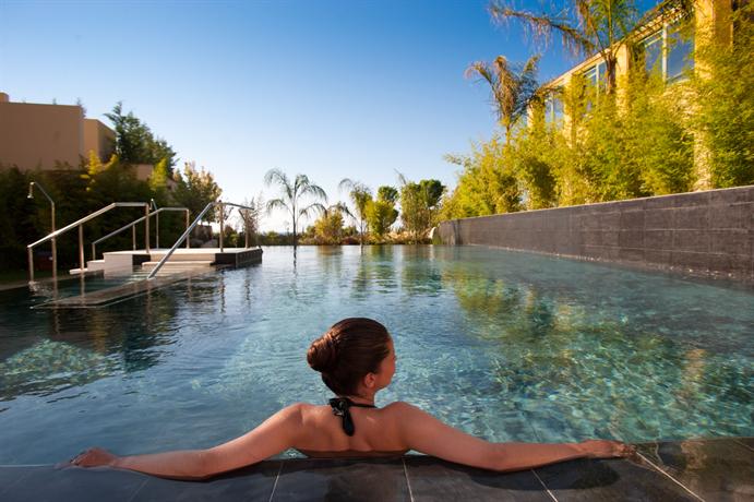 Rhodes Bay Hotel & Spa