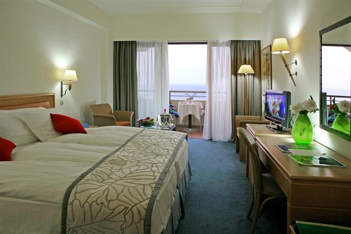 Rhodes Bay Hotel & Spa