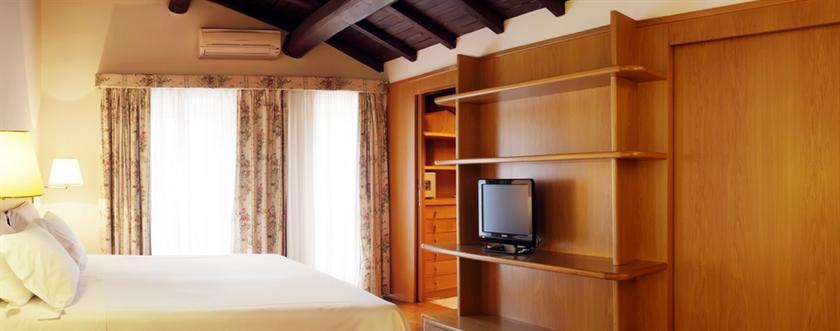Hotel Albergo Santa Chiara