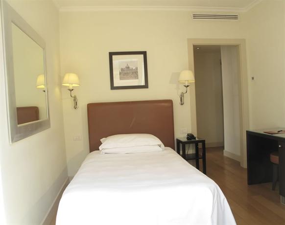 Hotel Albergo Santa Chiara