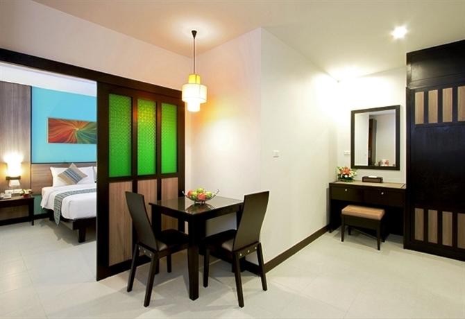 Kata Sea Breeze Resort SHA Plus+