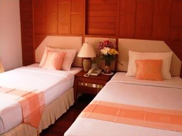 บ้านเนินทราย รีสอร์ท ภูเก็ต