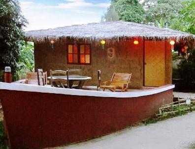 บ้านเรือหางแมงป่อง