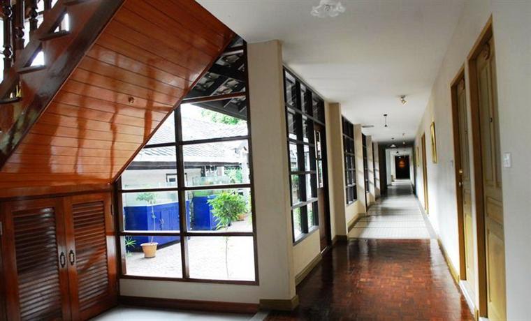 โรงแรมสีลม วิลเลจ