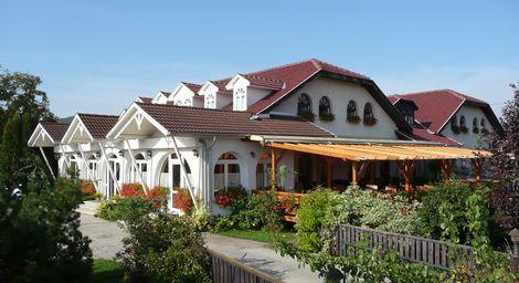 Sziget Hotel & Restaurant - dream vacation