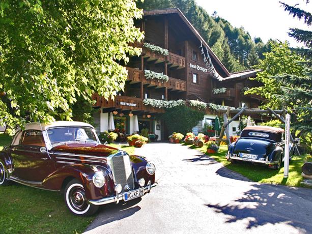 Chalet Hotel Senger Heiligenblut Austria thumbnail