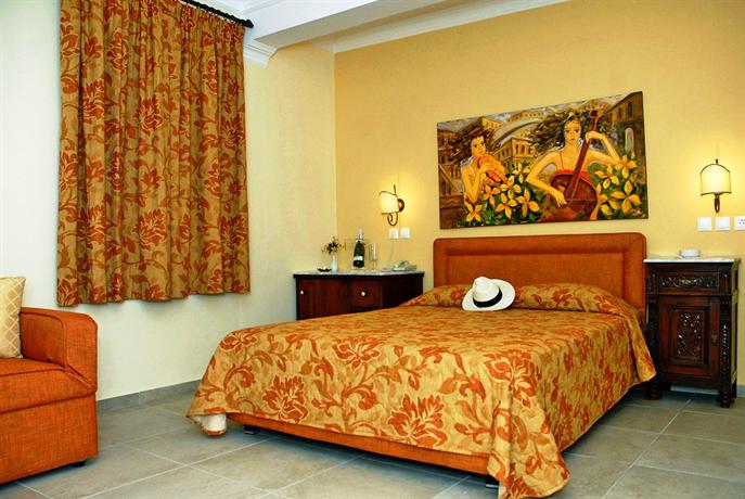Mistral Hotel Hydra