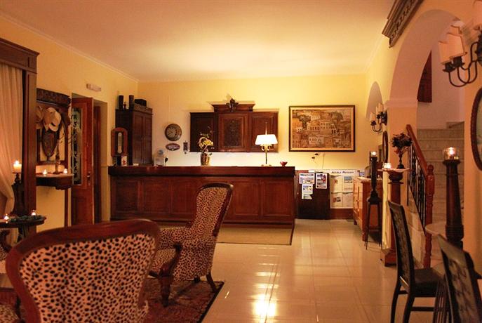 Mistral Hotel Hydra