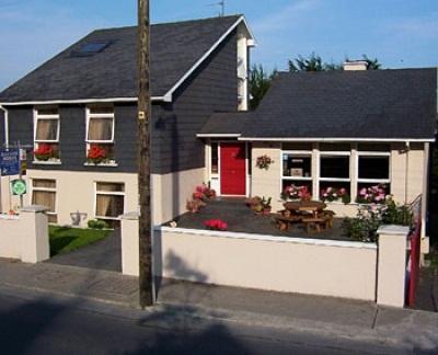 Beach Haven Accommodations Waterford & Tramore Racecourse Ireland thumbnail