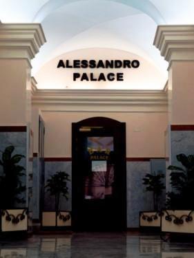 Alessandro Palace Hostel & Bar