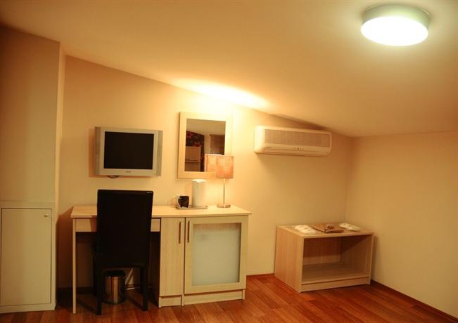 Five Boutique Hotel
