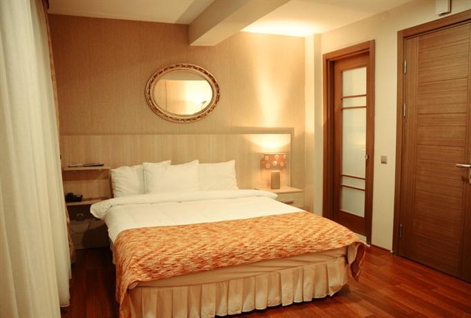 Five Boutique Hotel