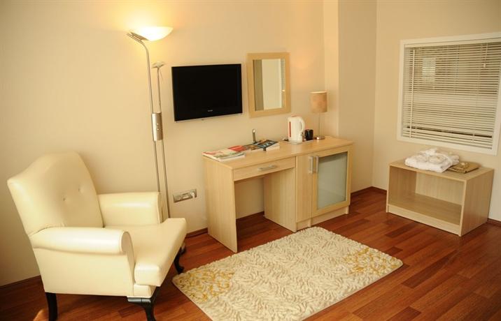 Five Boutique Hotel