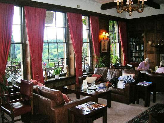 Burleigh Court Hotel