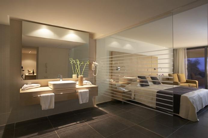Carda Beach Hotel