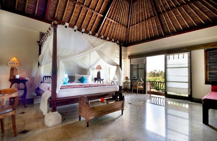 Alam Puri Art Museum Resort & Spa